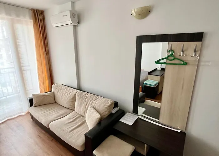 Summer Breeze 515 No Romania Apartment